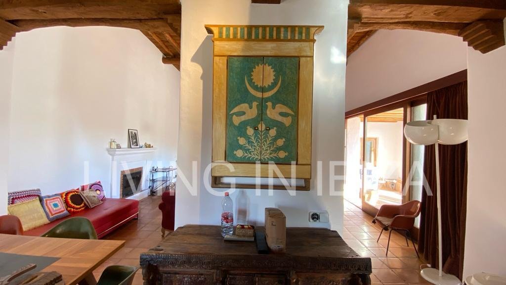 Alquiler larga temporada. Impresionante casa de campo típica ibicenca. Exquisita con muy buen gusto y calidad