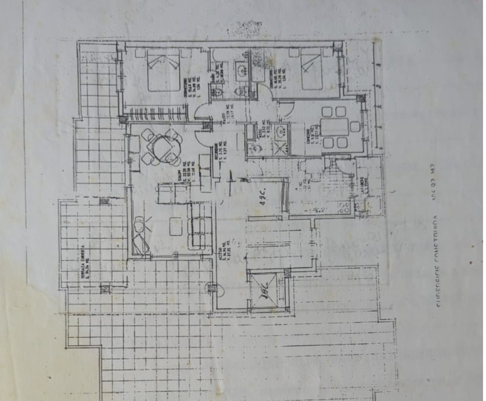 ALQUILER ANUAL CONTRATO anual, singular ático de unos 148 m2 más 155m2 de terrazas con vistas lejanas a Dalt Vila Ibiza Eivissa