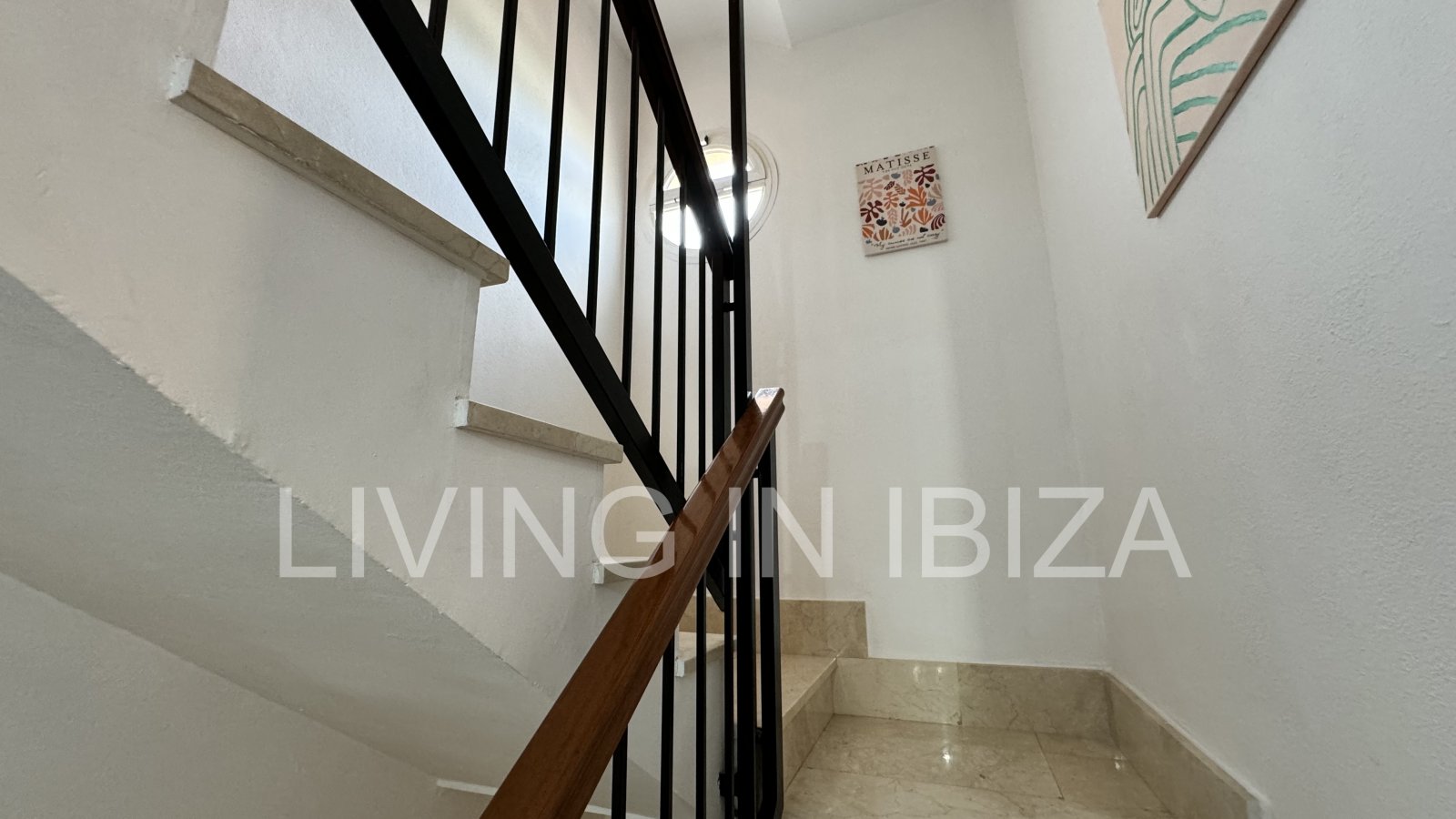 EN VENTA: THE SKY OF IBIZA, vivienda adosada de cuatro plantas (triplex) en Ibiza, zona Can Misses. 4 dormitorios, piscina a 5 minutos del aeropuerto