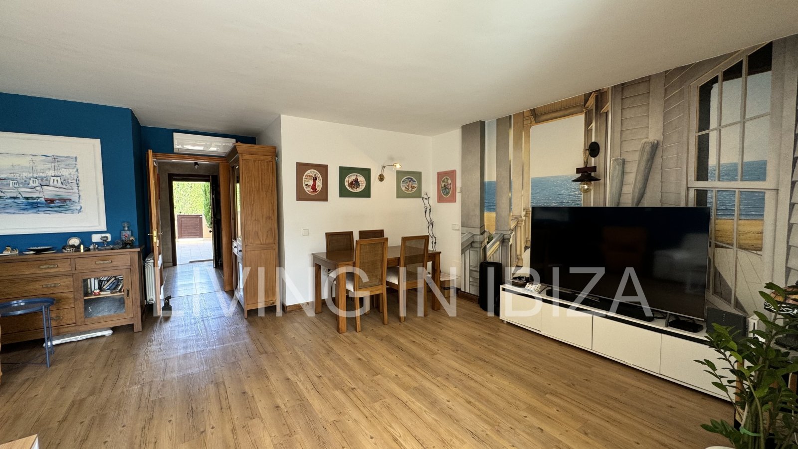 EN VENTA: THE SKY OF IBIZA, vivienda adosada de cuatro plantas (triplex) en Ibiza, zona Can Misses. 4 dormitorios, piscina a 5 minutos del aeropuerto