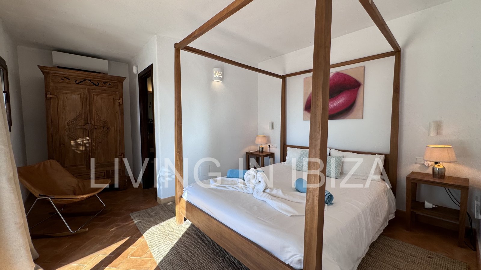 Alquiler larga temporada/alquiler anual. Finca totalmente reformada en la zona de Cala Conta, isla de Ibiza. Agradable privacidad