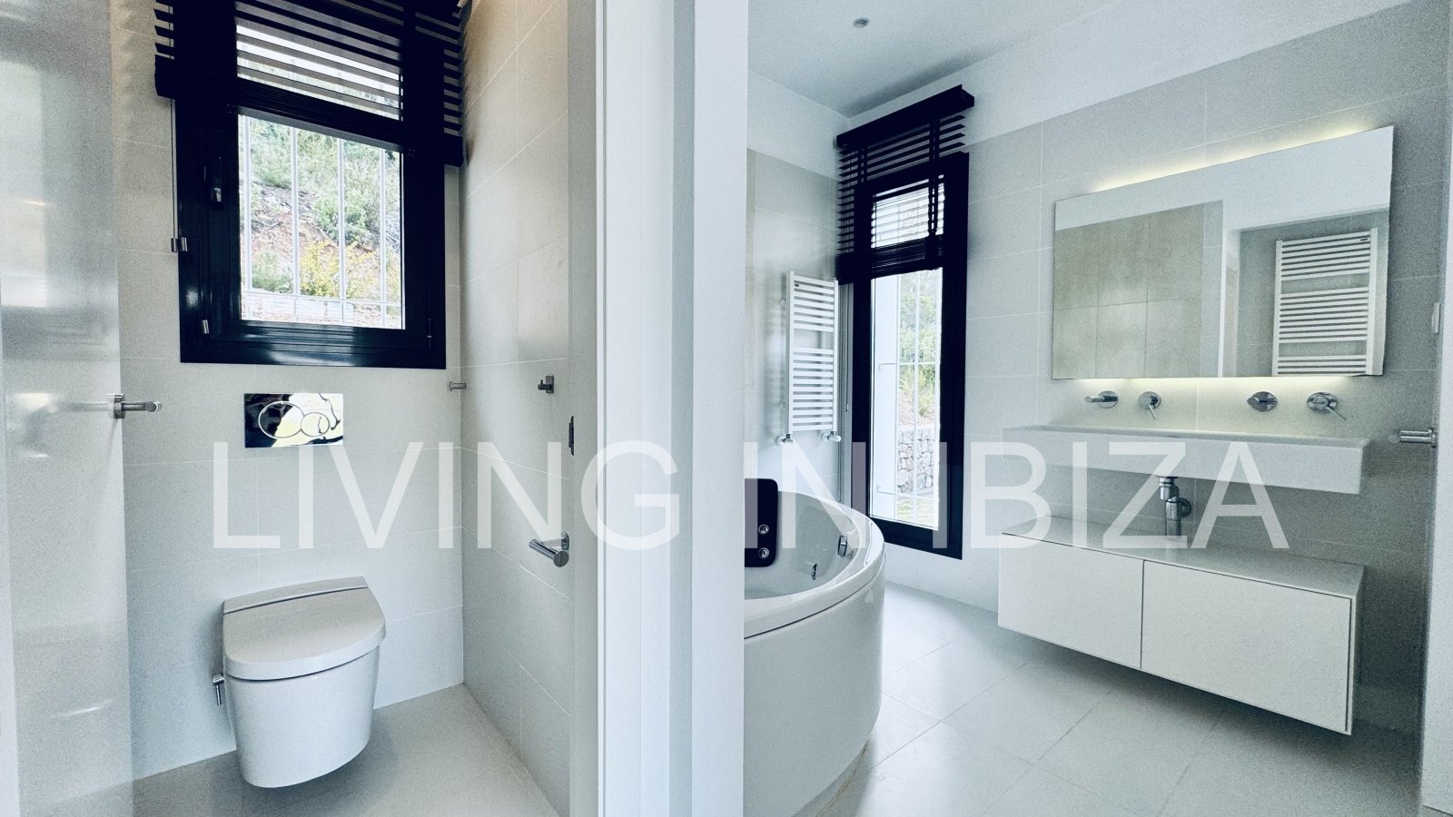 ALQUILER ANUAL/LARGO PLAZO, villa moderna sin amueblar, San Juan, Ibiza, piscina de sal, calefacción suelo radiante, 3 habitaciones, 3 baños 