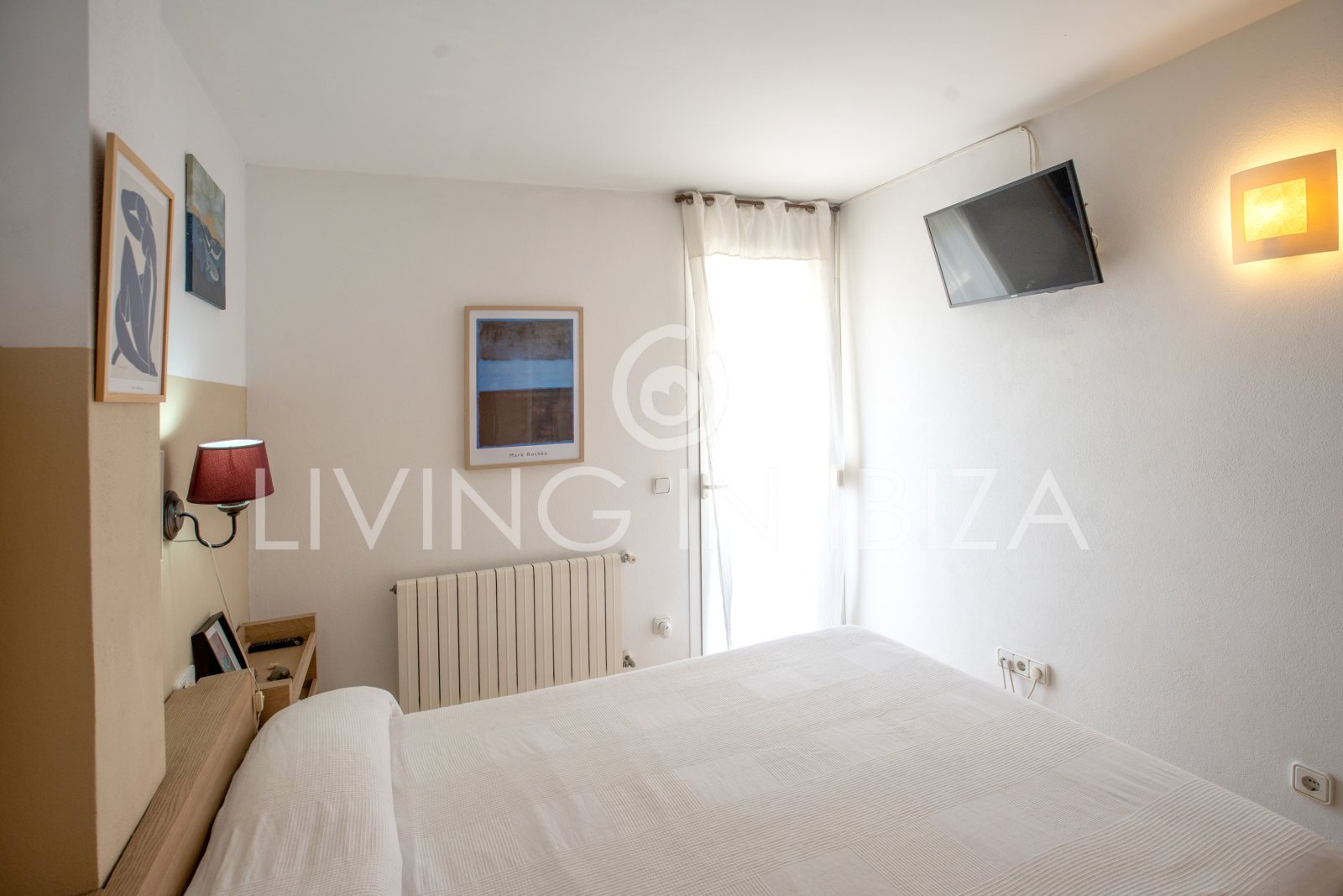 EN VENTA: THE SKY OF IBIZA, vivienda adosada de cuatro plantas (triplex) en Ibiza, zona Can Misses. 4 dormitorios, piscina a 5 minutos del aeropuerto