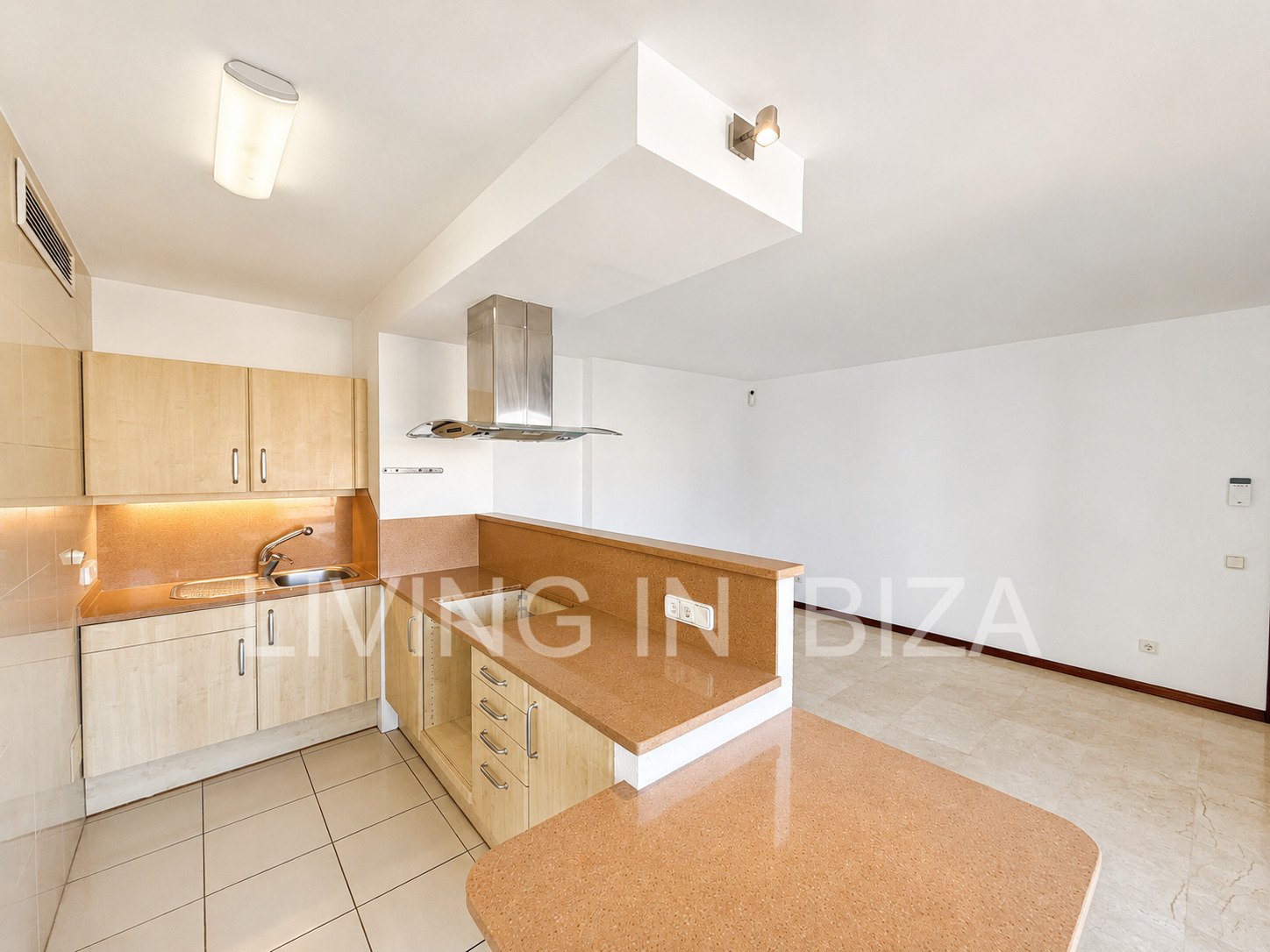 Wohnung im Herzen von Santa Eulària del Río auf Ibiza zu verkaufen.