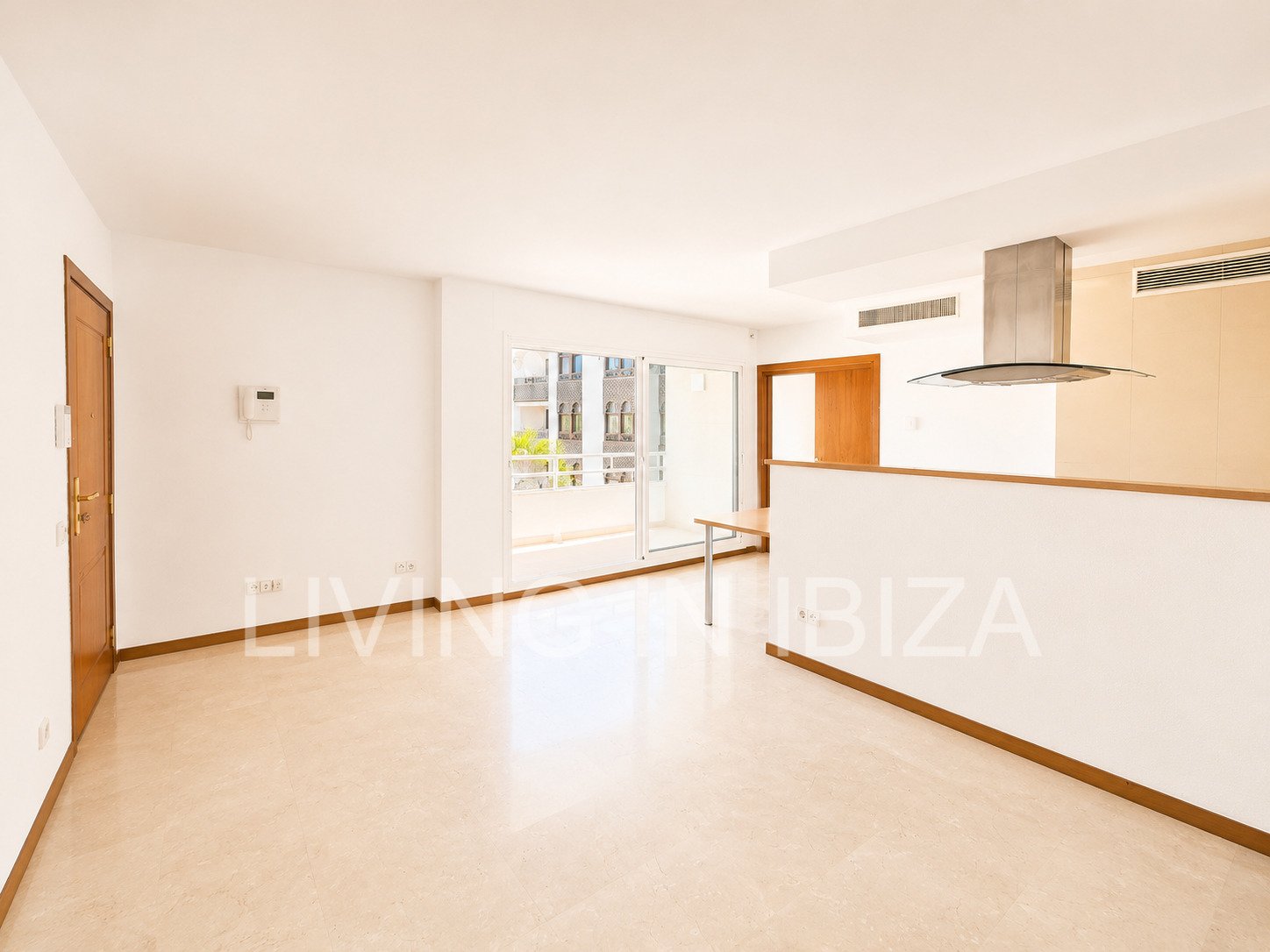 Wohnung im Herzen von Santa Eulària del Río auf Ibiza zu verkaufen.