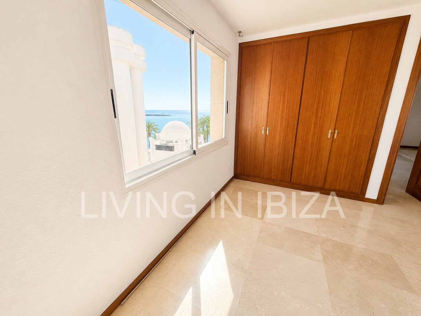 Wohnung im Herzen von Santa Eulària del Río auf Ibiza zu verkaufen.